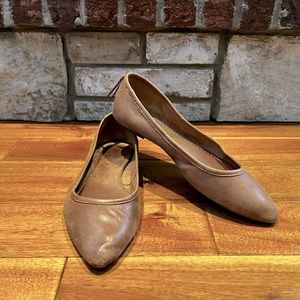 Frye Regina Ballet flats, 8.5 fits more 9.5
